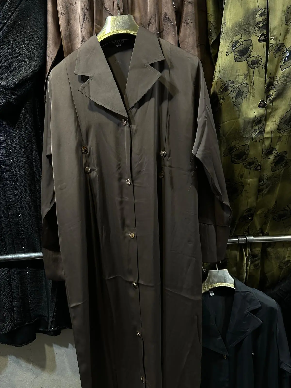 Dubai abaya 