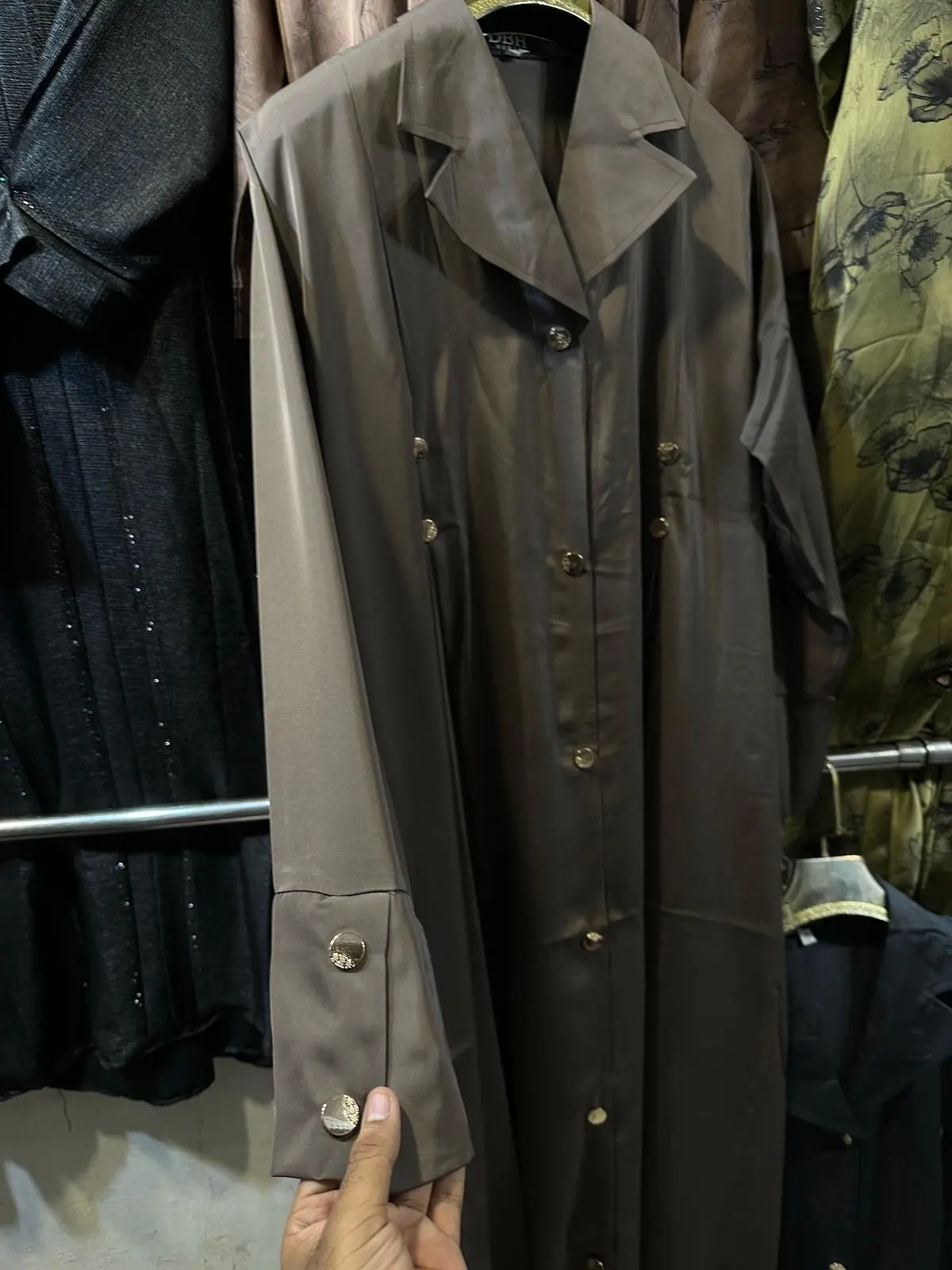 Dubai abaya 